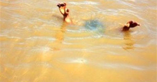Ba thiếu niên tử vong thương tâm khi tắm sông Trà Khúc