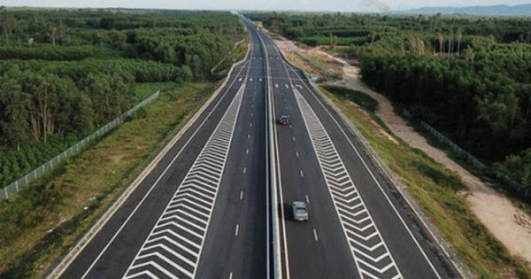 Một dự án thành phần cao tốc Bắc- Nam hơn 8.200 tỷ đồng bị hủy thầu