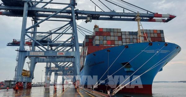 Bà Rịa – Vũng Tàu đón tàu container lớn nhất thế giới