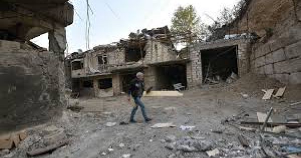 Thủ phủ Nagorno-Karabakh bị pháo kích