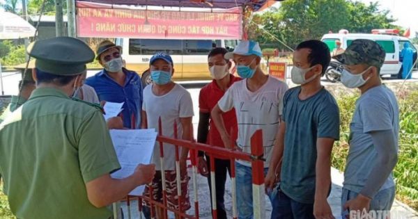 Xử phạt người không đeo khẩu trang nơi công cộng tại Quảng Nam