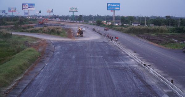 Cao tốc Trung Lương - Mỹ Thuận sẽ cho xe chạy một chiều dịp tết