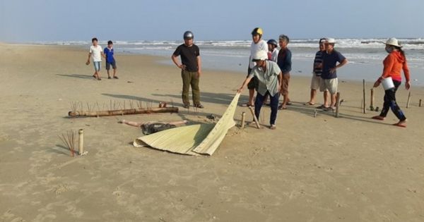 Phát hiện thi thể người đàn ông trôi dạt trên vùng biển Thừa Thiên - Huế