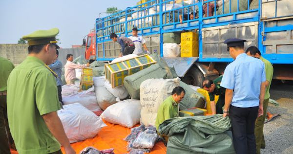 Phát hiện xe container chở hàng hóa nghi nhập lậu trị giá 3 tỷ đồng tại Thanh Hóa