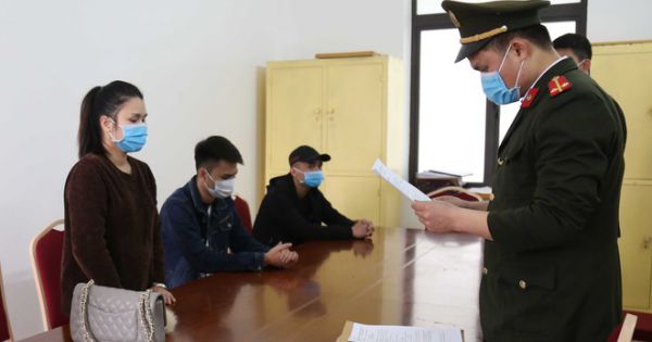 Quảng Ninh: Trốn trạm kiểm soát dịch, 4 người bị phạt 100 triệu