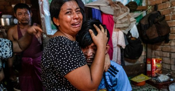 Bộ trưởng Quốc phòng Mỹ và 11 nước đồng loạt lên án bạo lực tại Myanmar