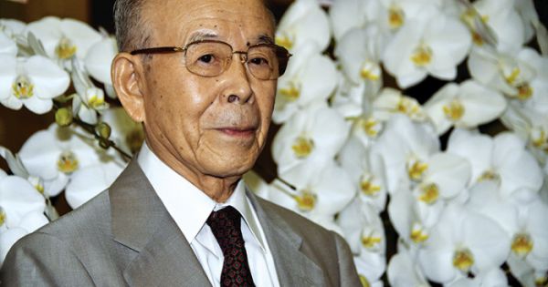 Nhà vật lý Isamu Akasaki qua đời