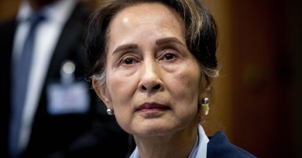 Chính quyền Myanmar tiếp tục hoãn phiên xử bà Suu Kyi