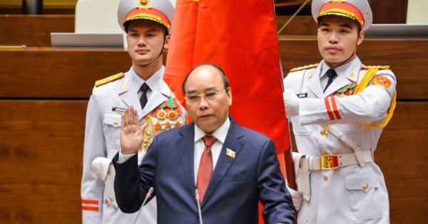 Giới thiệu đồng chí Nguyễn Xuân Phúc để bầu Chủ tịch nước