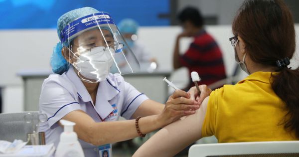Bộ Y tế đề nghị TP.HCM và 3 tỉnh Long An, Đồng Nai, Bình Dương tăng tốc tiêm vaccine Covid-19