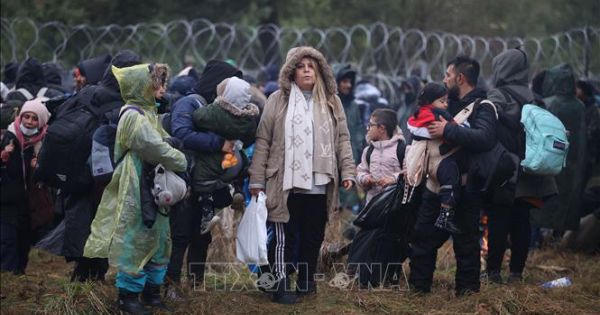 Chính phủ Belarus dẹp sạch người di cư ở biên giới