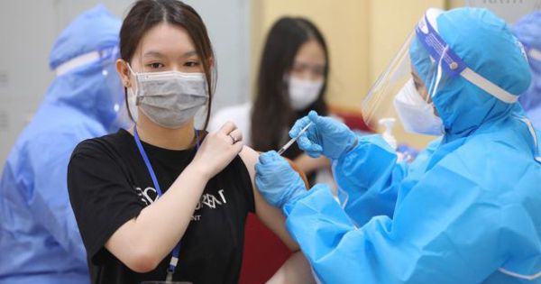 CDC Thừa Thiên - Huế lên tiếng phủ nhận tin nữ sinh lớp 7 bị tiêm liên tiếp 2 mũi vaccine