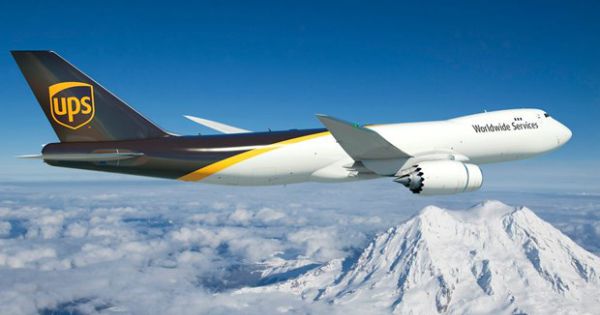 Boeing đồng ý bán 19 máy bay cho công ty chuyển phát nhanh UPS