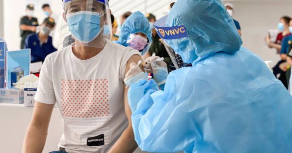 TP.HCM: Quận Phú Nhuận hoàn thành tiêm vaccine mũi 3 phòng COVID-19
