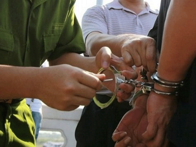 Lạng Sơn: Bắt “ông trùm” cất giấu 3.000 viên ma túy trong phòng ngủ