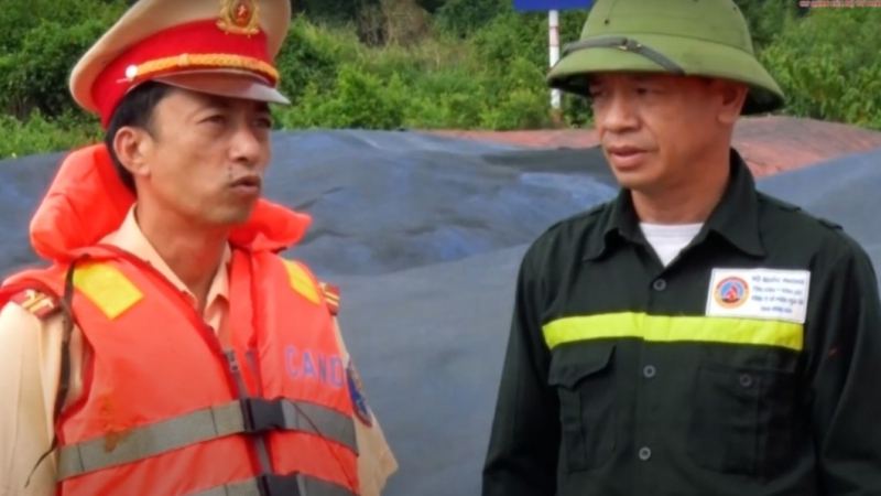 Ninh Bình: Đội CSGT đường thủy thuộc Phòng CSGT tỉnh Ninh Bình tăng cường tuần tra kiểm soát trật tự ATGT đường thủy nội địa