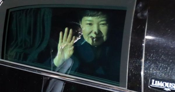 Bà Park rời Nhà Xanh, Quốc hội Hàn Quốc chuẩn bị bầu cử