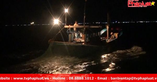 Bắt tàu cá khai thác thủy sản trái phép trên Vịnh Cam Ranh