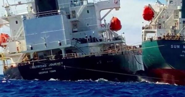 Giải cứu tàu chở 30.000 tấn hóa chất bị nạn trên biển Bình Thuận