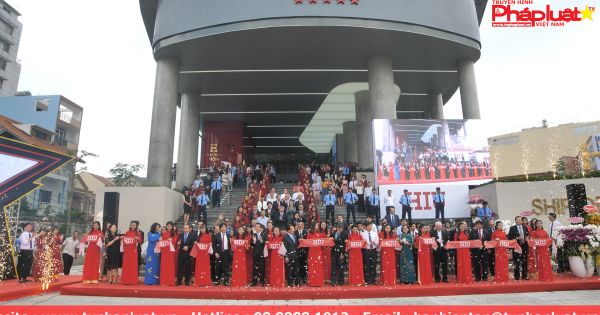 ĐH Quốc tế Hồng Bàng (HIU) kỉ niệm 20 năm thành lập