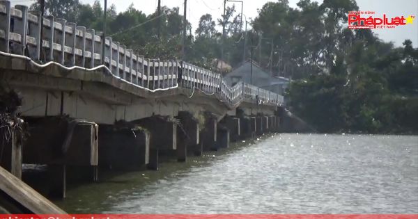 Quảng Nam: Người dân thấp thỏm bất an khi di chuyển qua cầu sắp sập