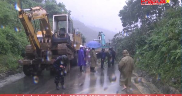 Quảng Nam: 4 người bị vùi lấp do sạt lở núi