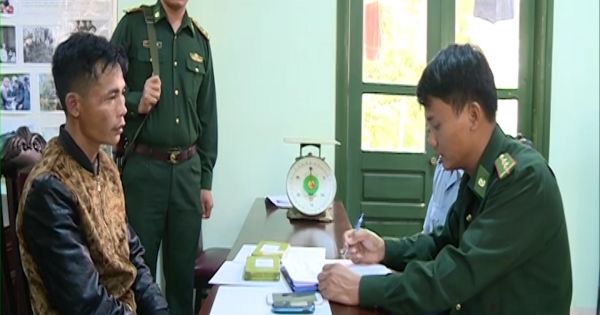 Bắt giữ 2 đối tượng vận chuyển heroin từ Việt Nam sang Hồng Kông