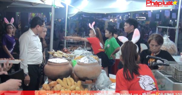 TPHCM: Hàng nghìn người đến với FoodFest 2017