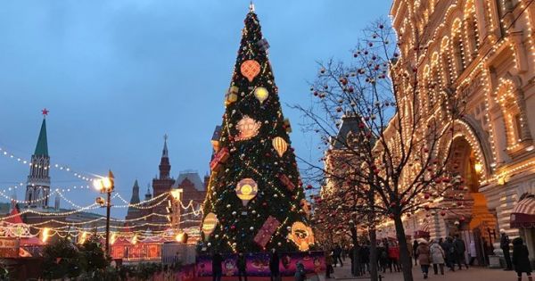 Hình ảnh thủ đô Moscow tưng bừng chào đón năm mới