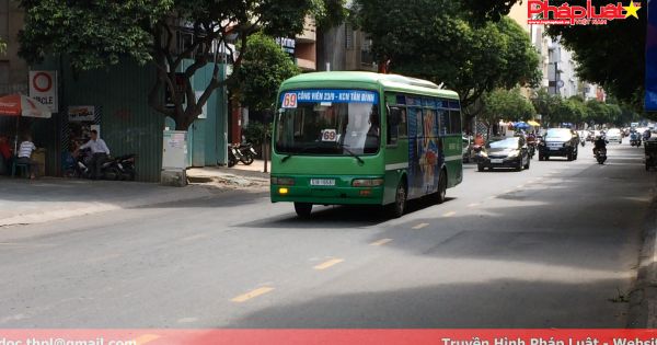 TPHCM tăng cường xe buýt phục vụ dịp Tết Dương lịch 2018