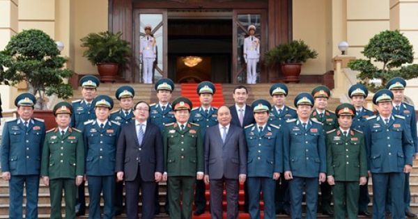 Thủ tướng Nguyễn Xuân Phúc: Bộ đội Phòng không – không quân phải đánh thắng trận đầu, đánh thắng liên tục trong chiến tranh hiện đại