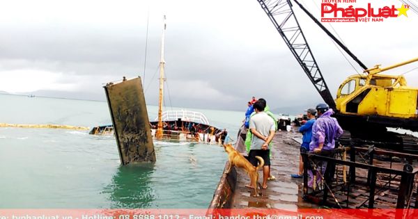 Giải cứu hai tàu gặp nạn trên biển Quy Nhơn