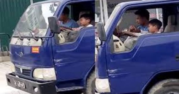 Thanh hóa: Bé trai 10 tuổi lái xe tải chạy băng băng trên đường phố
