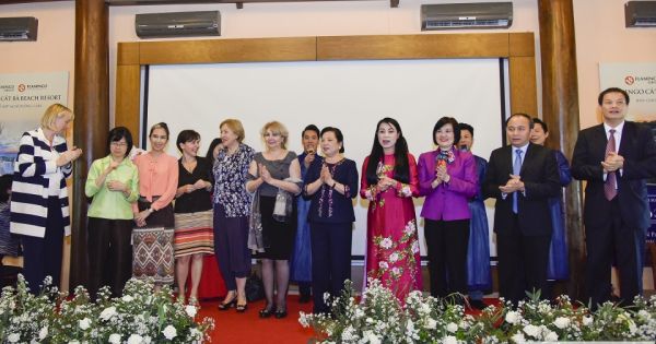 Cuộc hội tụ của Các nữ Đại sứ, nữ Trưởng Đại diện tổ chức quốc tế bên phu nhân Chủ tịch nước