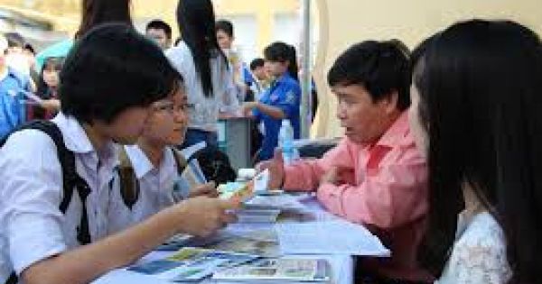 Bộ trưởng Bộ Giáo dục - Đào tạo vừa ký công văn yêu cầu các trường tư trên địa bàn TP Hà Nội tự chủ tuyển sinh