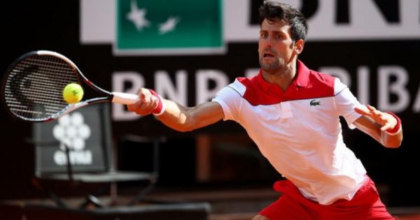 Novak Djokovic thắng dễ để đi tiếp vào vòng 3 Rome Master
