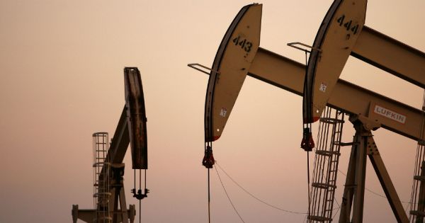 Nga và Ả Rập Saudi bàn việc điều chỉnh sản lượng dầu khai thác
