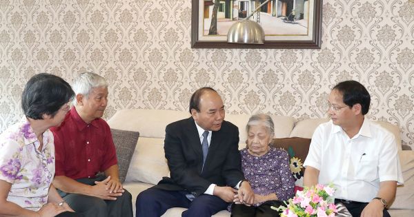 Điểm báo ngày 27-07-2018: Thủ tướng thăm hỏi các gia đình liệt sĩ tại Hà Nội