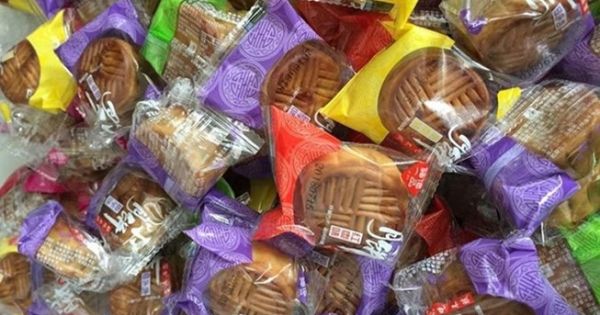 Điểm báo 18/08/2018: Truy tìm bánh Trung thu Trung Quốc siêu rẻ 2.000 đồng