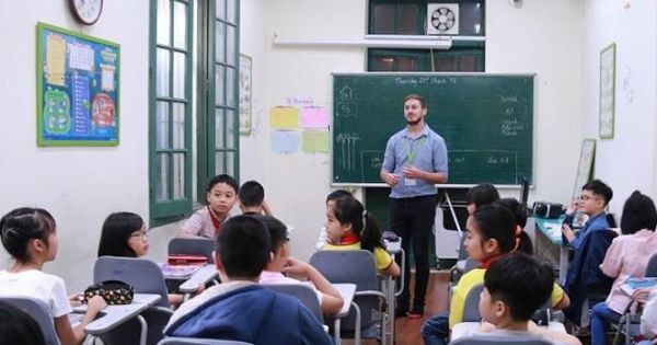 Quy định mới đối với giáo viên nước ngoài dạy ngoại ngữ tại Việt Nam