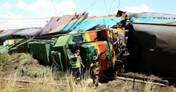 Va chạm tàu hỏa tại Nam Phi. ít nhất 300 hành khách bị thương