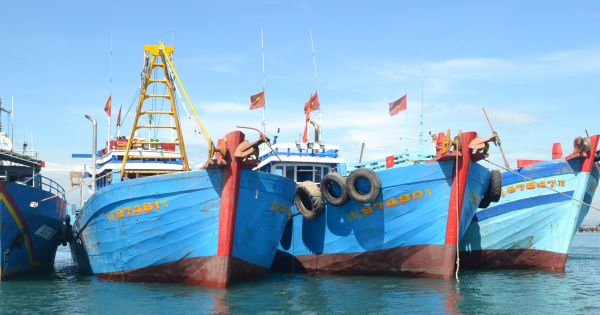Quảng Bình: Cứu nạn thành công tàu cá cùng 5 ngư dân