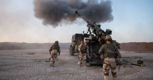 Pháp nêu điều kiện rút quân khỏi Syria