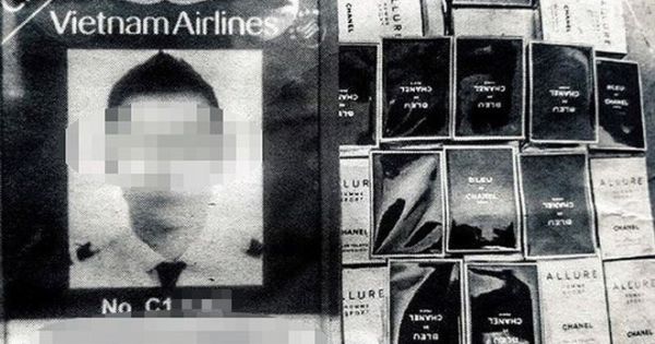 Điều tra hành vi buôn lậu của cơ trưởng Vietnam Airlines