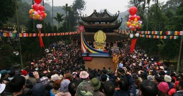 Bắc Ninh cấm công chức đi lễ hội trong giờ hành chính