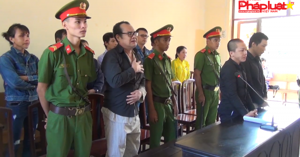 Kiên Giang: Ba nhân viên đoàn lô tô lãnh án 22 năm tù vì mua bán ma túy