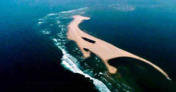 Cấm người dân và du khách lên đảo cát lạ giữa biển Hội An