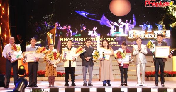 Công bố và trao tặng Giải thưởng Văn học nghệ thuật Thành phố Hồ Chí Minh 5 năm - Lần 2