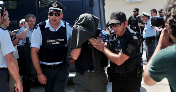 Thổ Nhĩ Kỳ bắt giữ một loạt nhân viên ngoại giao vì cáo buộc 