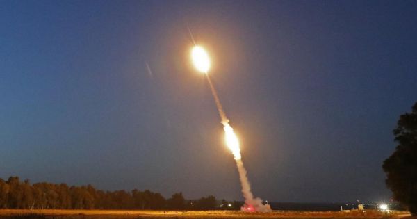 Tên lửa Israel tấn công chốt phòng không Syria gây thương vong